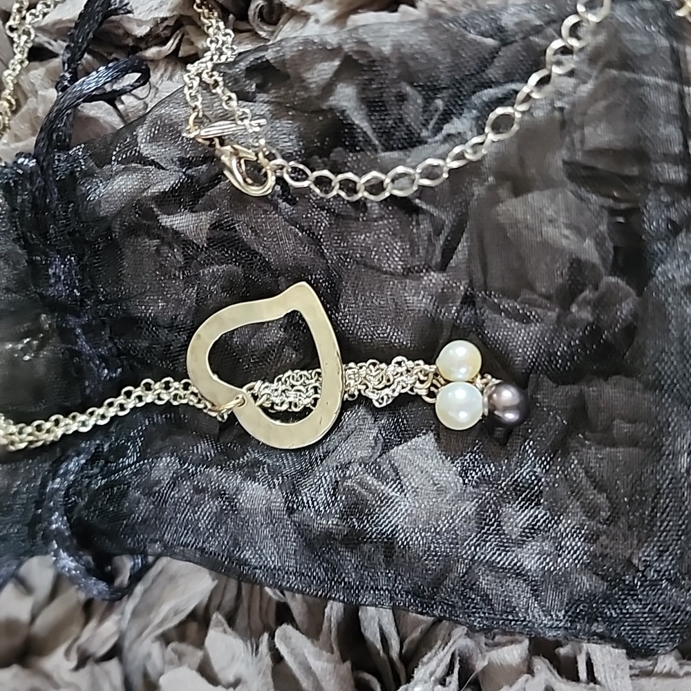 Vantel pearl 3 of hearts